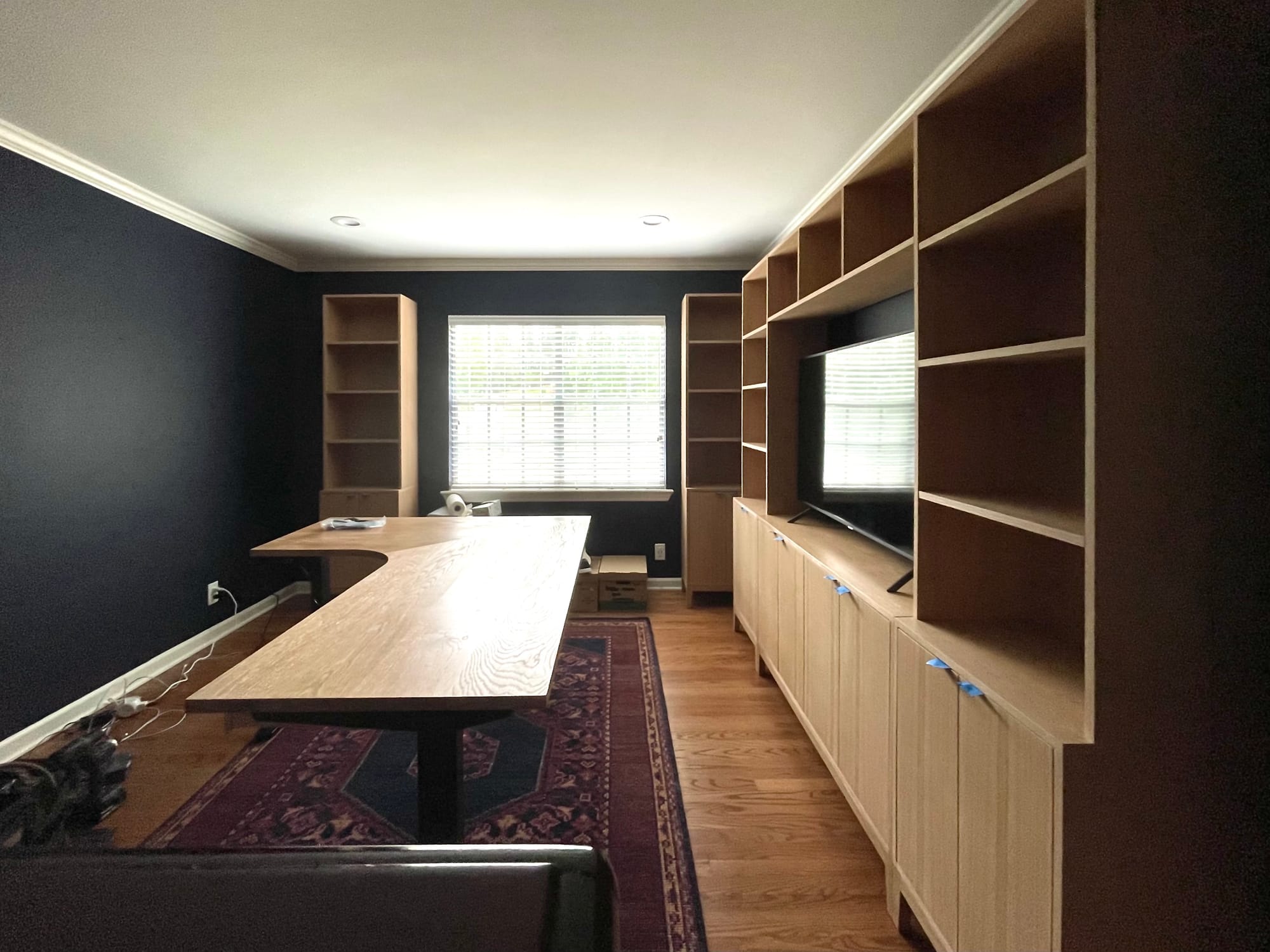 Office Desk and Built-ins